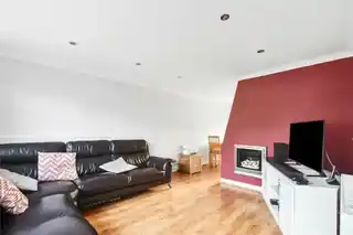 28 Pengarth Road, photo 4