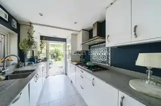 28 Richmond Road, photo 4