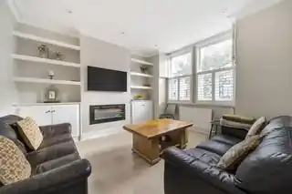 28 Rowallan Road, photo 4