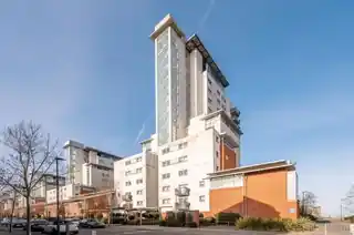 28, Sark Tower, Erebus Drive, photo 3