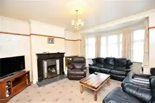 28 Southern Avenue, photo 2