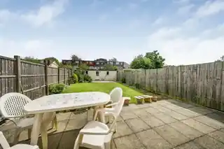 28 Southland Way, photo 2