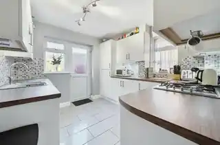 28 St Andrews Road, photo 3