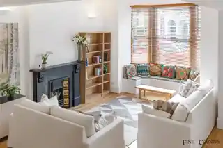 28 Streatley Road, photo 4