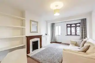 28 Sunnings Lane, photo 3