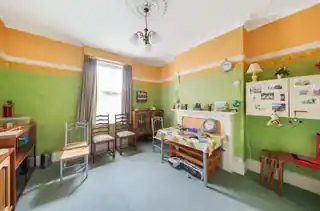 28 West Street, photo 3