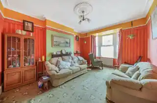 28 West Street, photo 2