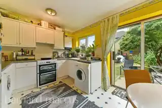 282 Westmacott Drive, photo 4