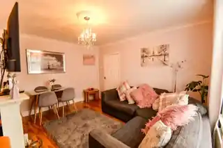 289 Porters Avenue, photo 4