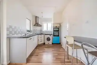 29 Ashdale Road, photo 3