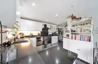 29 Hill Crescent, photo 2