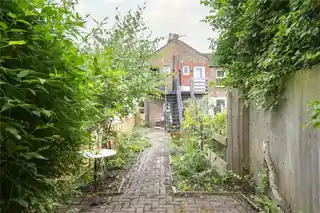 29 Hove Avenue, photo 3