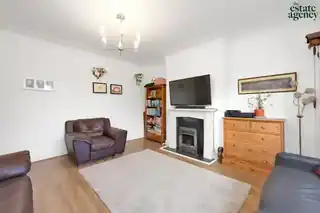 29 Larkshall Road, photo 4