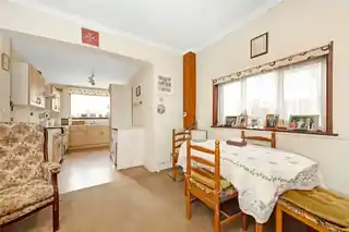 29 Leander Road, photo 3