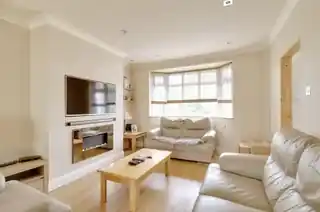 29 Maclennan Avenue, photo 3