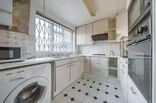 29 Pragnell Road, photo 3