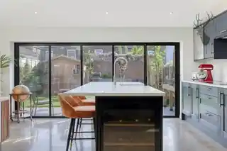 29 Queens Grove Road, photo 2