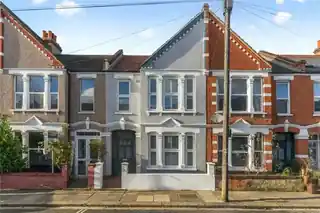 29 Thirsk Road, photo 4