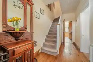 29 Windsor Drive, photo 3
