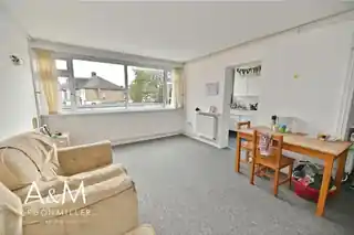 290 Ashurst Drive, photo 3