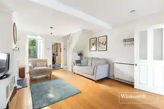 290 Friern Barnet Lane, photo 3