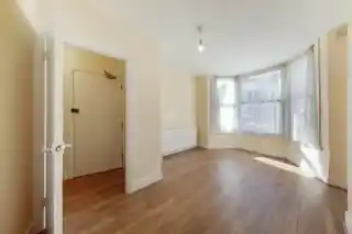 293 Chapter Road, photo 2