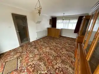294 Elm Park Avenue, photo 3