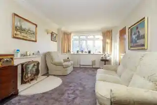 294 Long Lane, photo 2