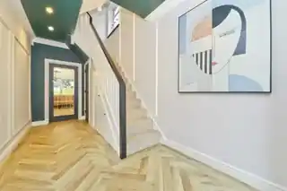 296 Long Lane, photo 3