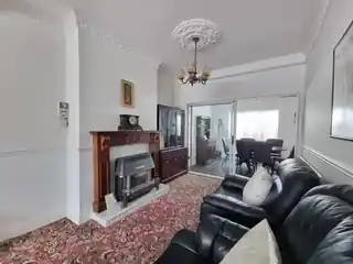 299 Mortlake Road, photo 4