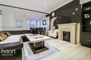 299 New Road, photo 2