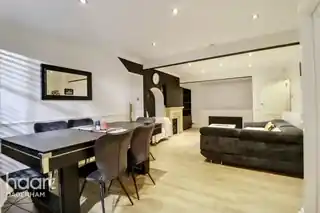 299 New Road, photo 4