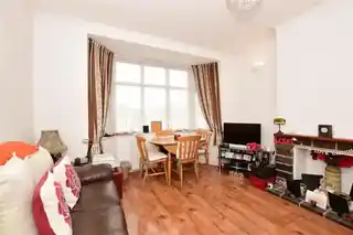 2A Carlton Drive, photo 4
