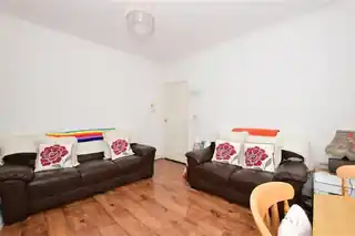 2A Carlton Drive, photo 2