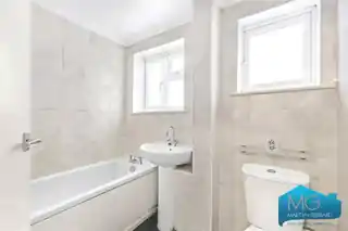 2A Victoria Road, photo 4