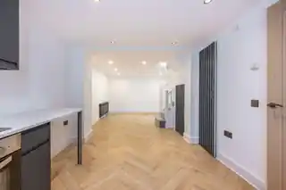 2B Jarvis Road, photo 2