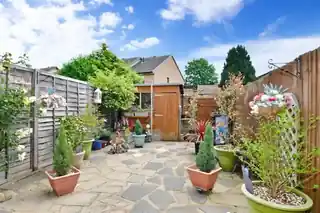 3 Aldington Close, photo 2