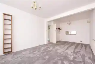 3 Amberley Road, photo 3