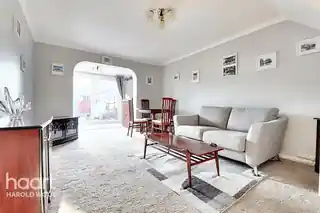 3 Aubrietia Close, photo 2