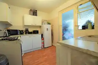3 Babington Road, photo 3