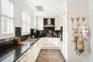 3 Balvaird Place, photo 3