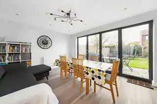 3 Barnsbury Close, photo 4