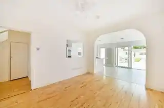 3 Beverley Avenue, photo 3