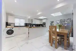3 Bullfinch Road, photo 4