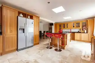 3 Canterbury Avenue, photo 2