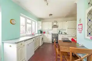 3 Cheyne Avenue, photo 4