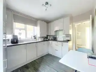 3 Christopher Close, photo 4