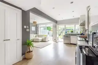 3 Cleveland Avenue, photo 3