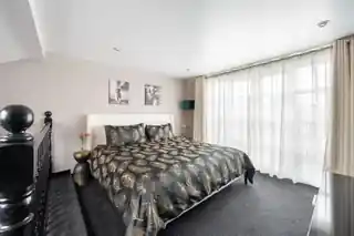 3 Colville Road, photo 4