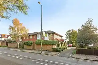3 Coniston Close, photo 2